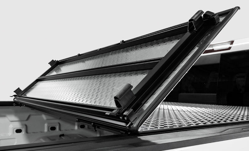 Access LOMAX Tri-Fold Cover 07-17 Toyota Tundra - 5ft 6in Bed (w/Deck Rail)