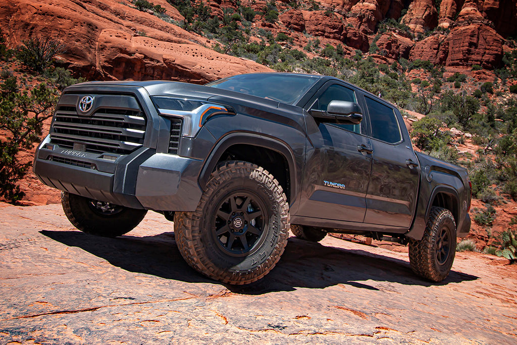 ICON 2022-2025 Toyota Tundra 2-3in Lift Stage 2 2.5 Exp Suspension System Tubular
