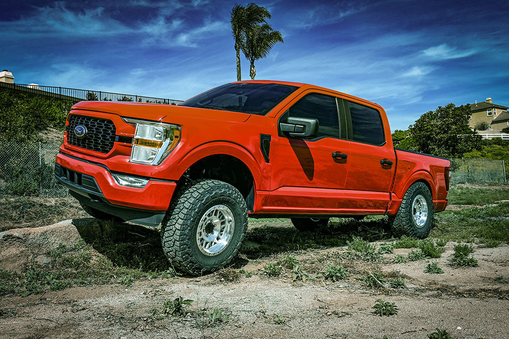 ICON 2021-2024 Ford F-150 4WD 2.75-3.5in Lift Stage 5 Suspension System Tubular