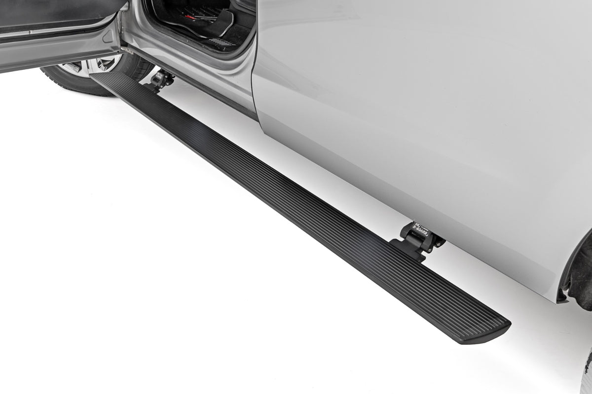 Rough CountryPower Running Boards | Dual Electric Motor | Ford Expedition 2WD/4WD (18-26)