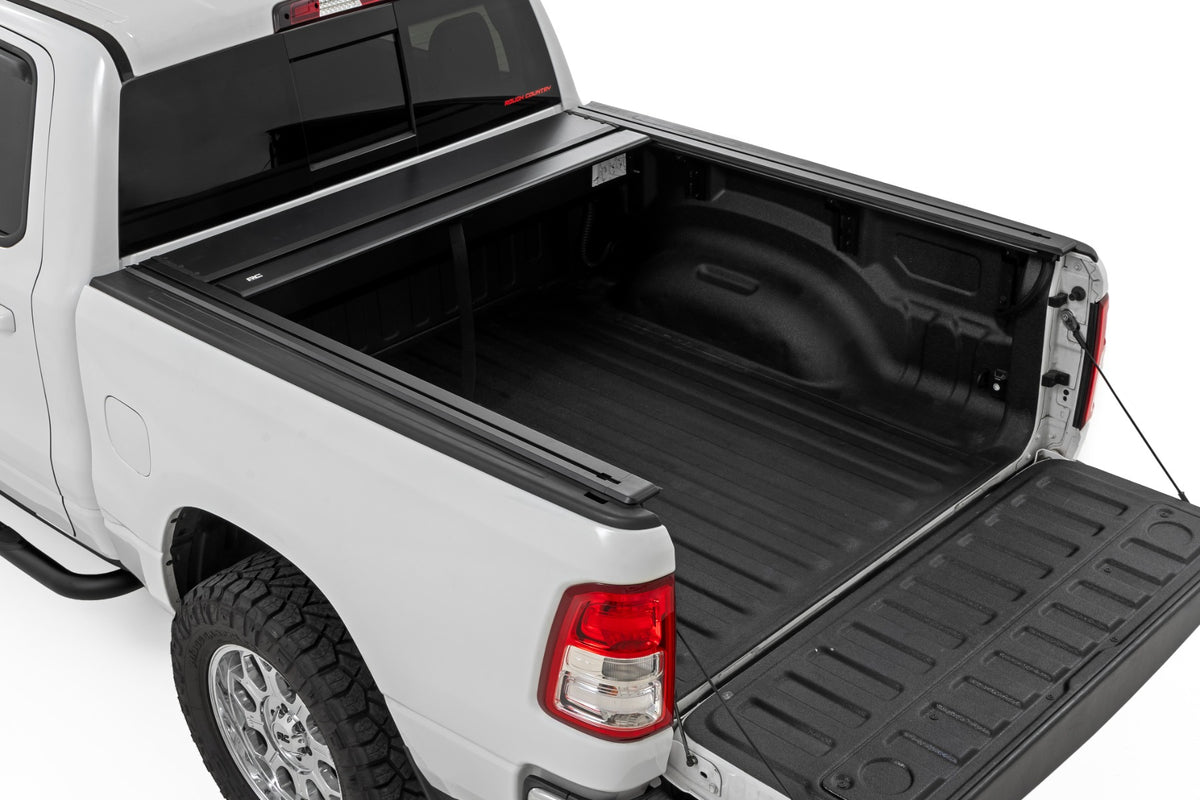 Rough Country Manual Retractable Bed Cover | 5'7" Bed | Ram 1500 (19-26)/1500 TRX (21-24)