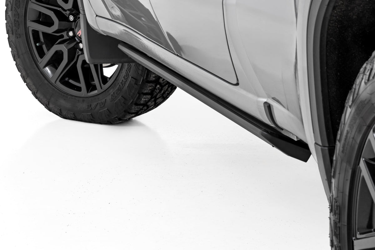Rough Country Power Running Boards | Double Cab | Chevy/GMC 1500/2500HD/3500HD (19-26)