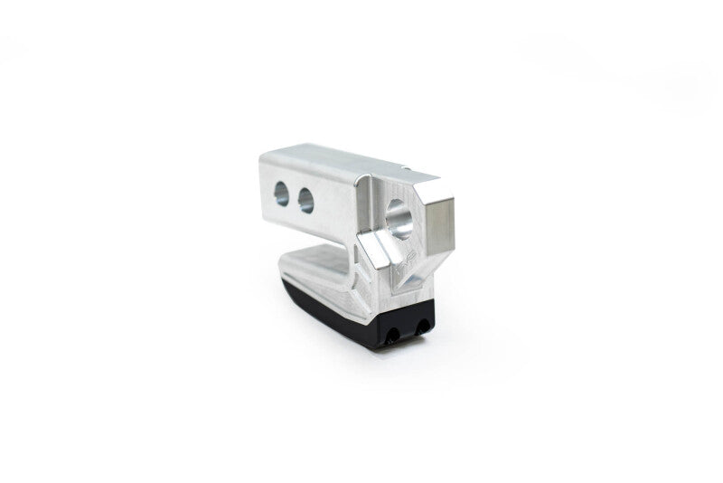 DV8 Xtract Hitch Skid Plate - Raw