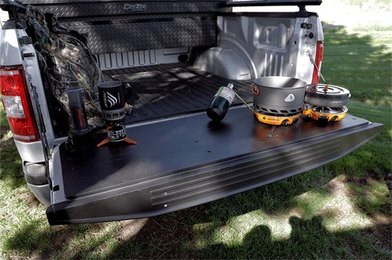 Dee Zee 20-23 Jeep Gladiator Tailgate Board - Polymer Composition