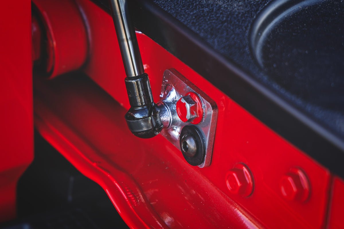 Rough Country Tailgate Assist | Chevy Silverado & GMC Sierra 1500 2WD/4WD (2019-2026)
