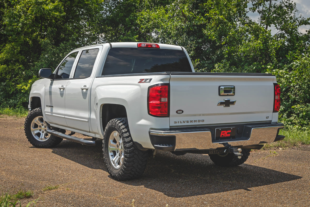 Rough Country Nerf Steps | 3-Inch Tube | Chevy/GMC 1500/2500HD/3500HD (07-19 & Classic)