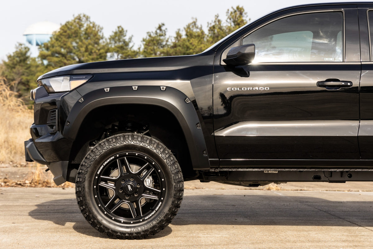 Rough Country Pocket Fender Flares | G42 White Sands | Chevy Colorado 2WD/4WD (2023-2026)