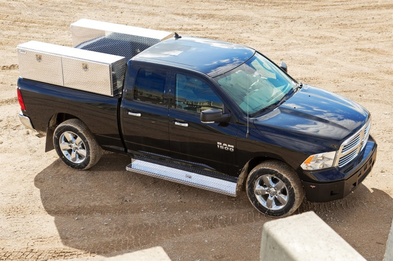 Dee Zee 99-13 Chevrolet Silverado Running Board Cab Section ExtCab Brite-Tread Aluminum