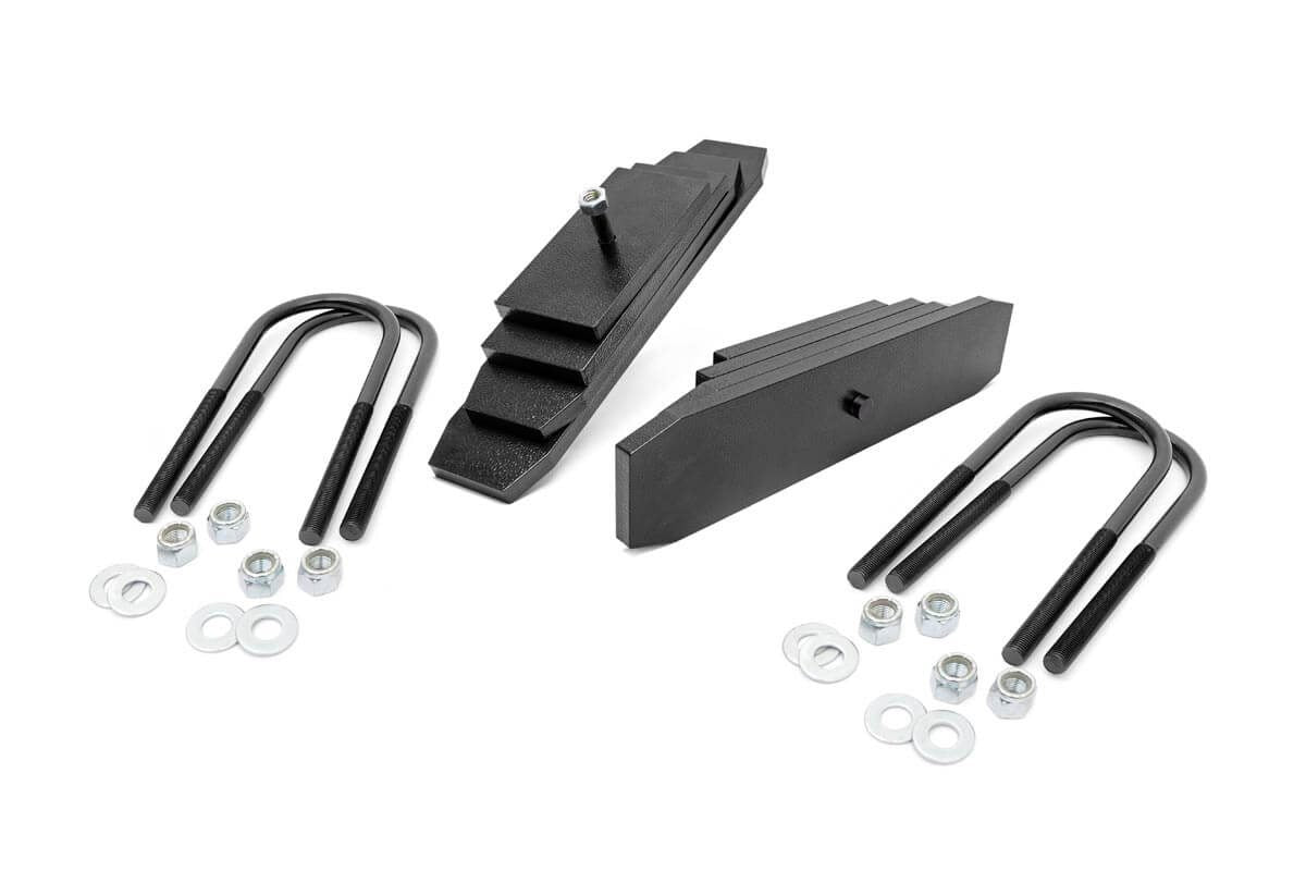 Rough Country  2 Inch Leveling Kit | Leaf Block | Ford F-250/F-350 Super Duty 4WD (99-04)