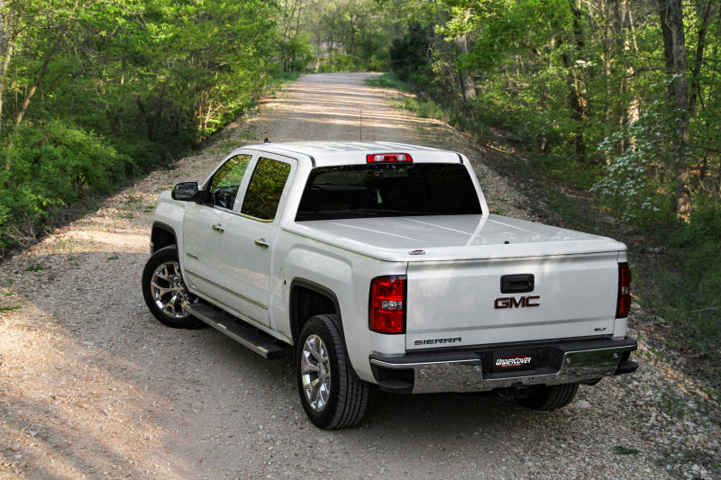 UnderCover 2018 GMC Sierra 1500 (19 Limited) 5.8ft Lux Bed Cover - Havana