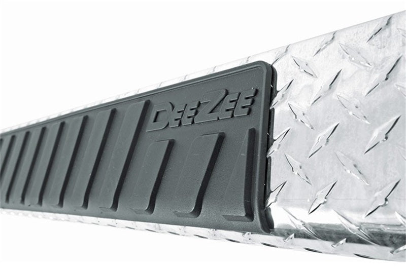 Dee Zee Universal Tubes - 6In Oval - Black Tread Aluminum (RegCab)