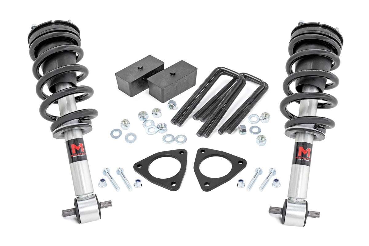 Rough Country  2.5 Inch Lift Kit | Alu/Cast Steel | M1 Strut | Chevy/GMC 1500 (07-18)
