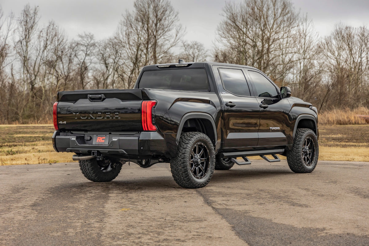 Rough Country 3.5 Inch M1R Lift Kit | Toyota Tundra 4WD (2022-2026)