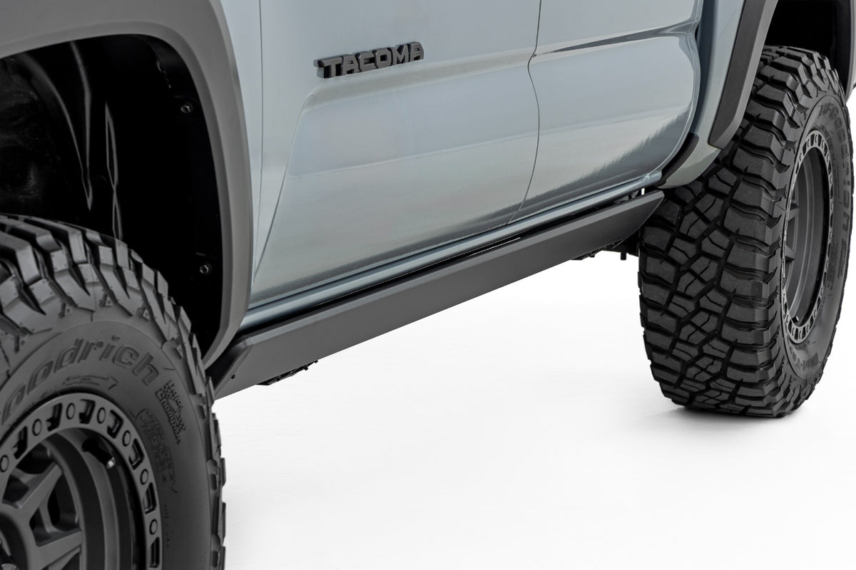 Rough Country Power Running Boards | Double Cab | Toyota Tacoma 2WD/4WD (2005-2023)
