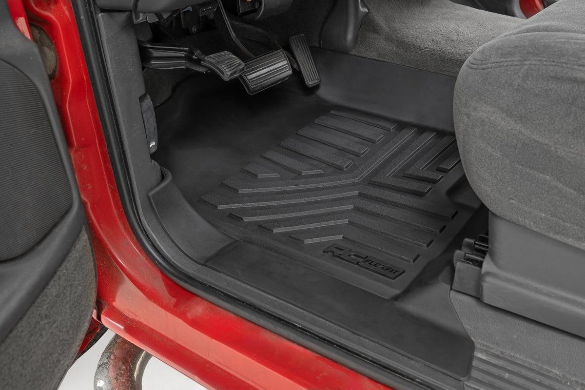 Rough Country Flex-Fit Floor Liners | Front | Bucket | Chevy/GMC 1500/2500/3500 (99-06 & Classic)