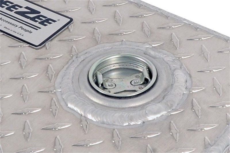 Dee Zee Universal Tanks - L-Shape Brite-Tread Aluminum (111 Gal)