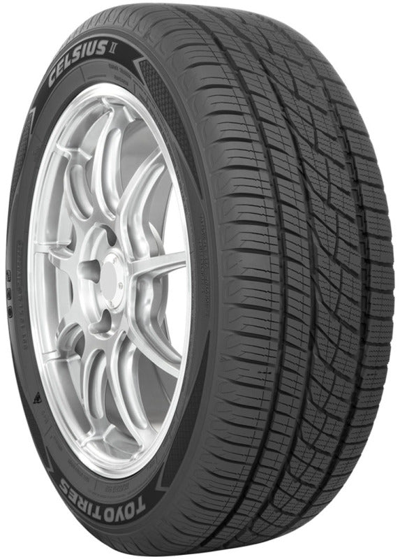 Toyo Celsius II Tire - 245/40R19 98V XL (TL)