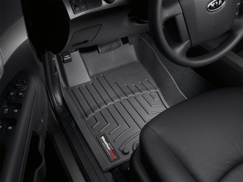 WeatherTech 09+ Kia Borrego Front FloorLiner - Black