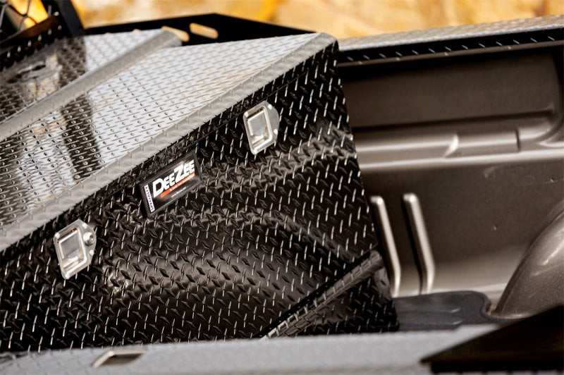 Dee Zee Universal Tanks - Combo Black Tread Aluminum (43 Gal)