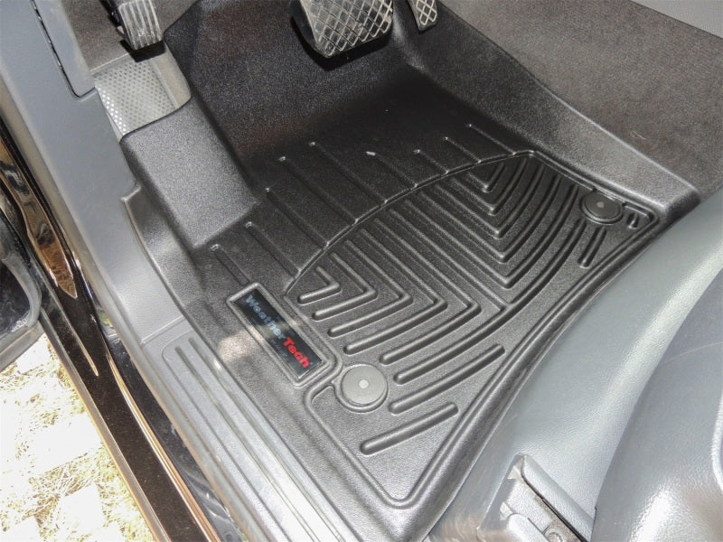 WeatherTech 03-10 Porsche Cayenne Front FloorLiner - Black