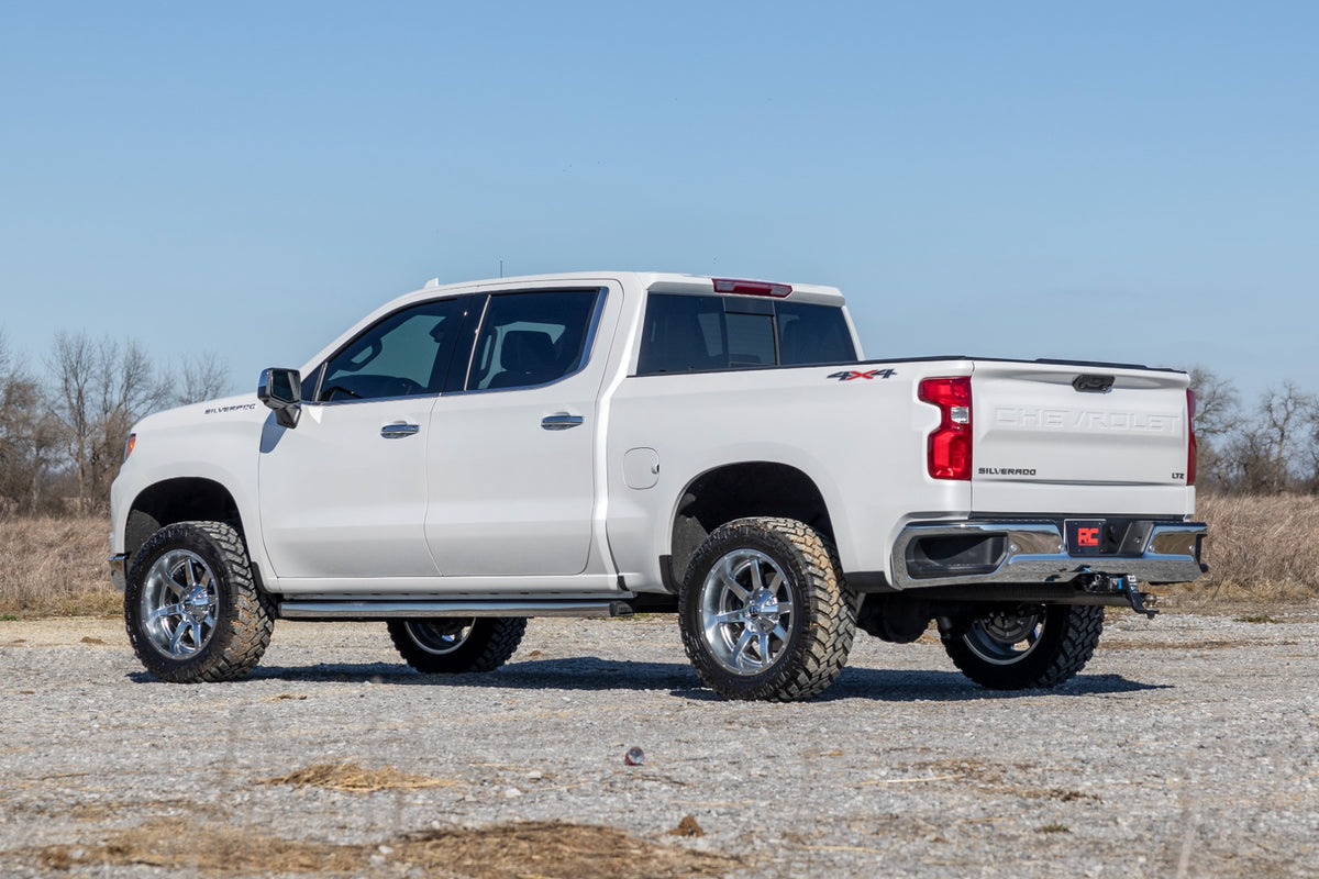 Rough Country 3.5 Inch Lift Kit | M1 | Rear Mono Leaf | Chevy Silverado 1500 2WD/4WD (25-26)