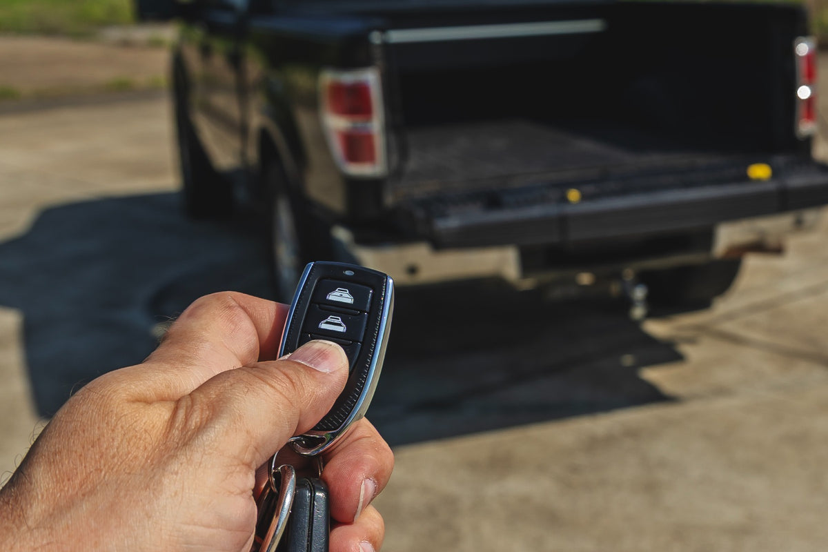 Rough Country Powered Retractable Bed Cover | 5'7" Bed | Ford F-150 2WD/4WD (2009-2014)