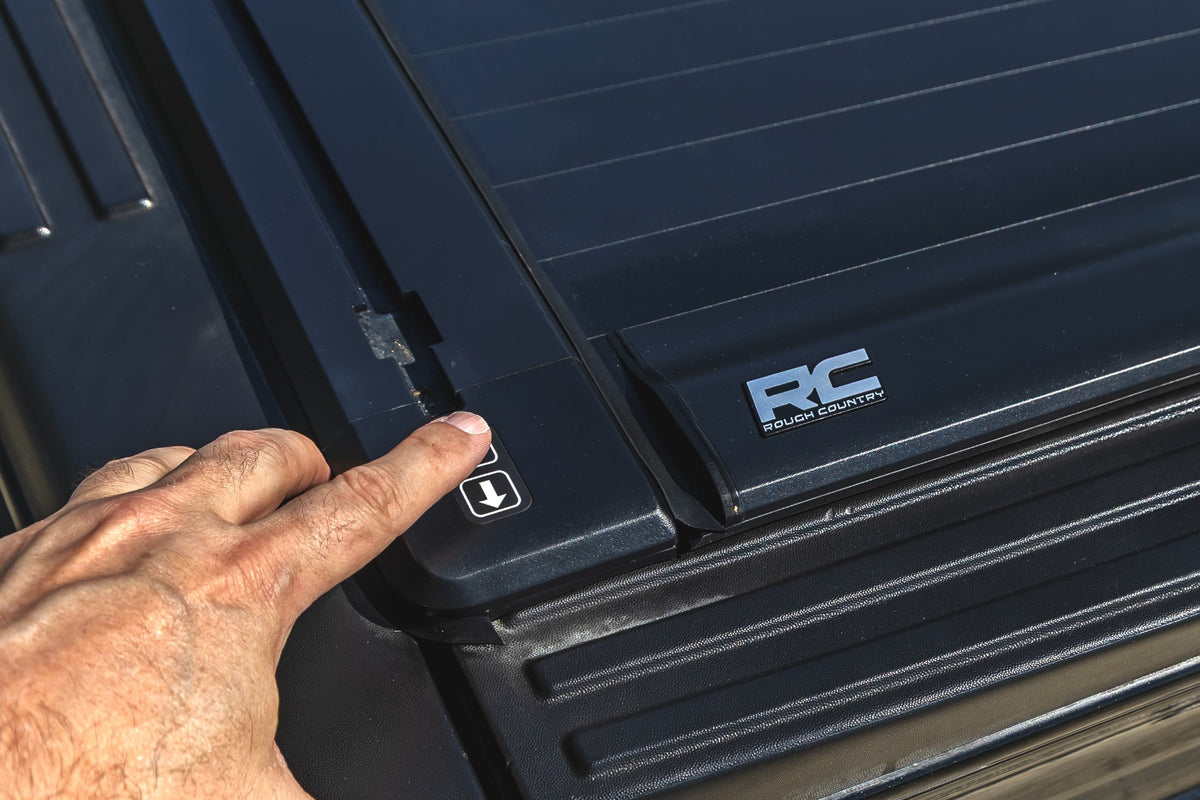 Rough Country Powered Retractable Bed Cover | 5'7" Bed | Ford F-150 2WD/4WD (2009-2014)