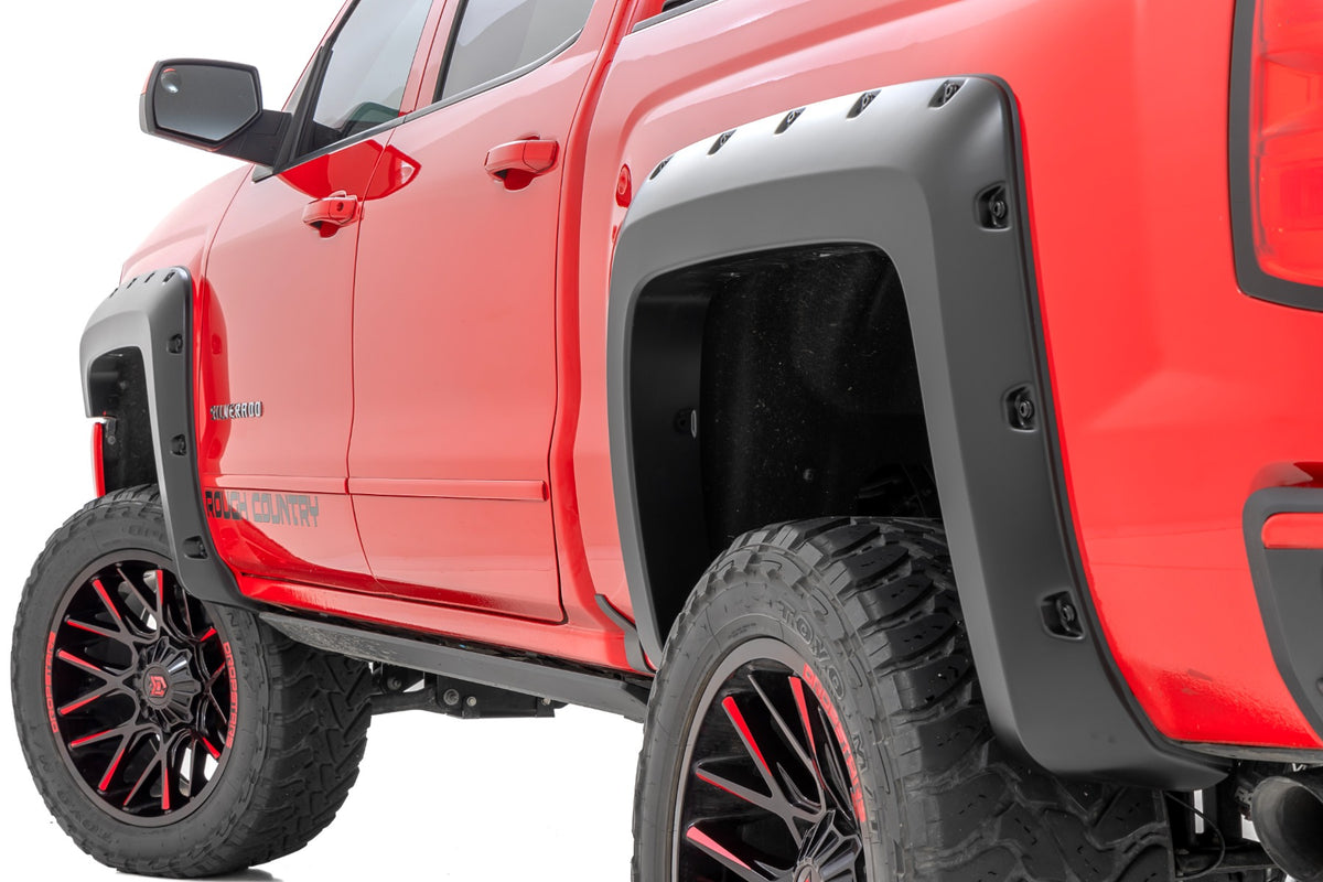 Rough Country  Pocket Fender Flares | 6'7" & 8' Bed | Chevy Silverado 1500 (14-18)/Silverado 2500 HD (15-19)