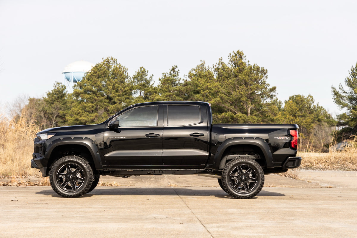 Rough Country Pocket Fender Flares | G42 White Sands | Chevy Colorado 2WD/4WD (2023-2026)